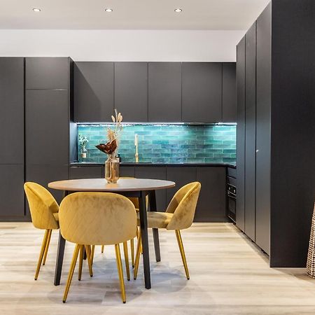 Suite Deluxe Valencia - Aiora Apartments Buitenkant foto