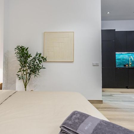 Suite Deluxe Valencia - Aiora Apartments Buitenkant foto