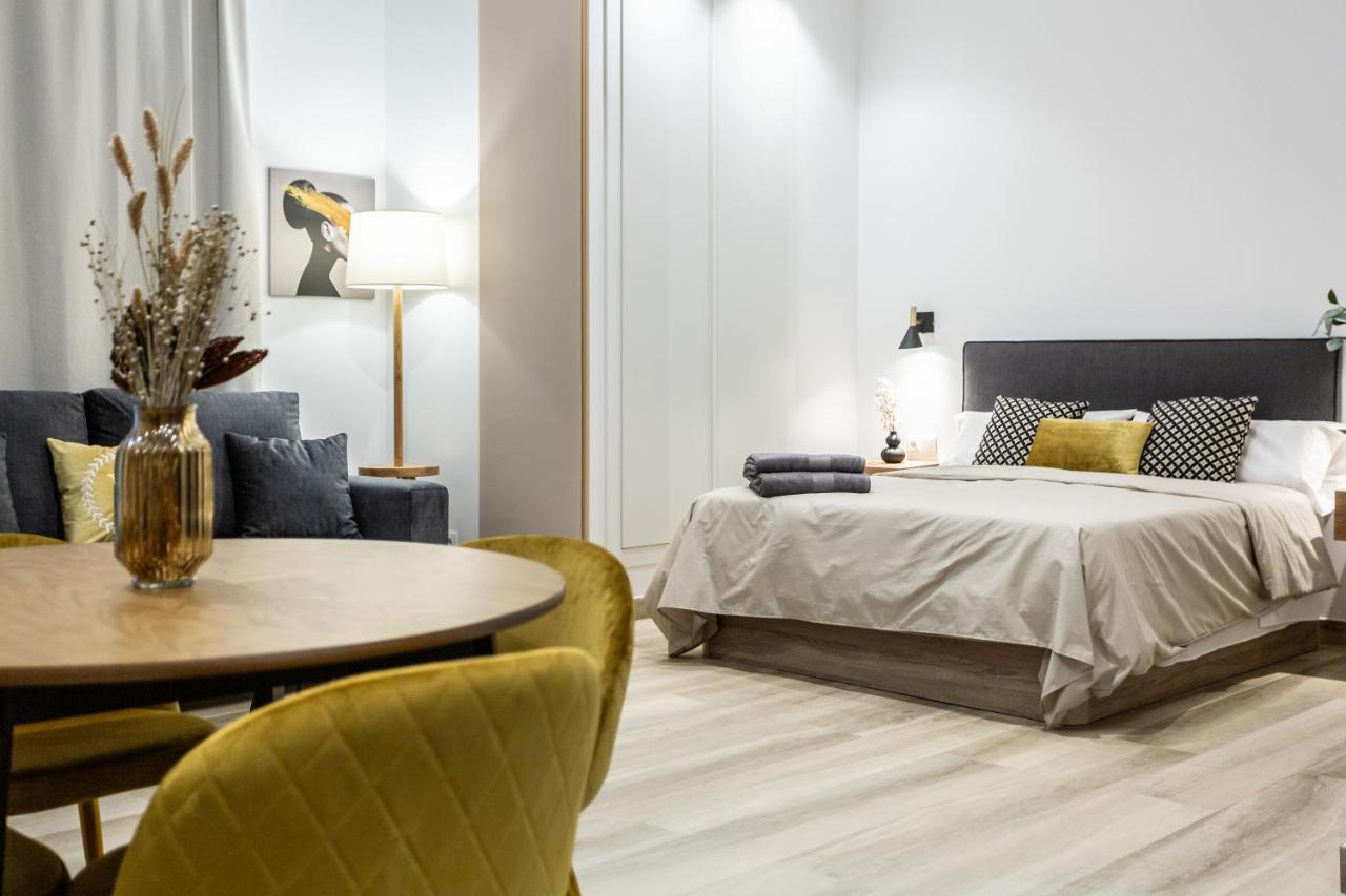 Suite Deluxe Valencia - Aiora Apartments Buitenkant foto