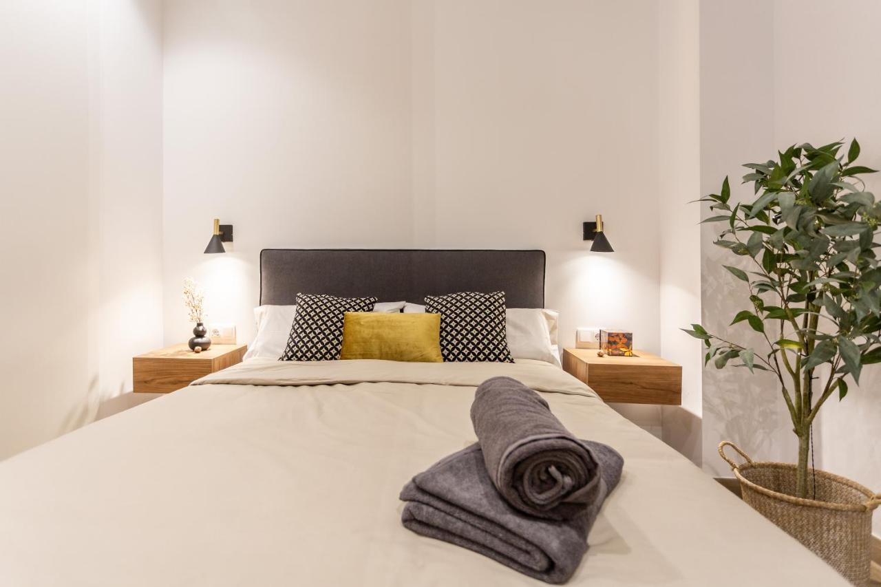 Suite Deluxe Valencia - Aiora Apartments Buitenkant foto