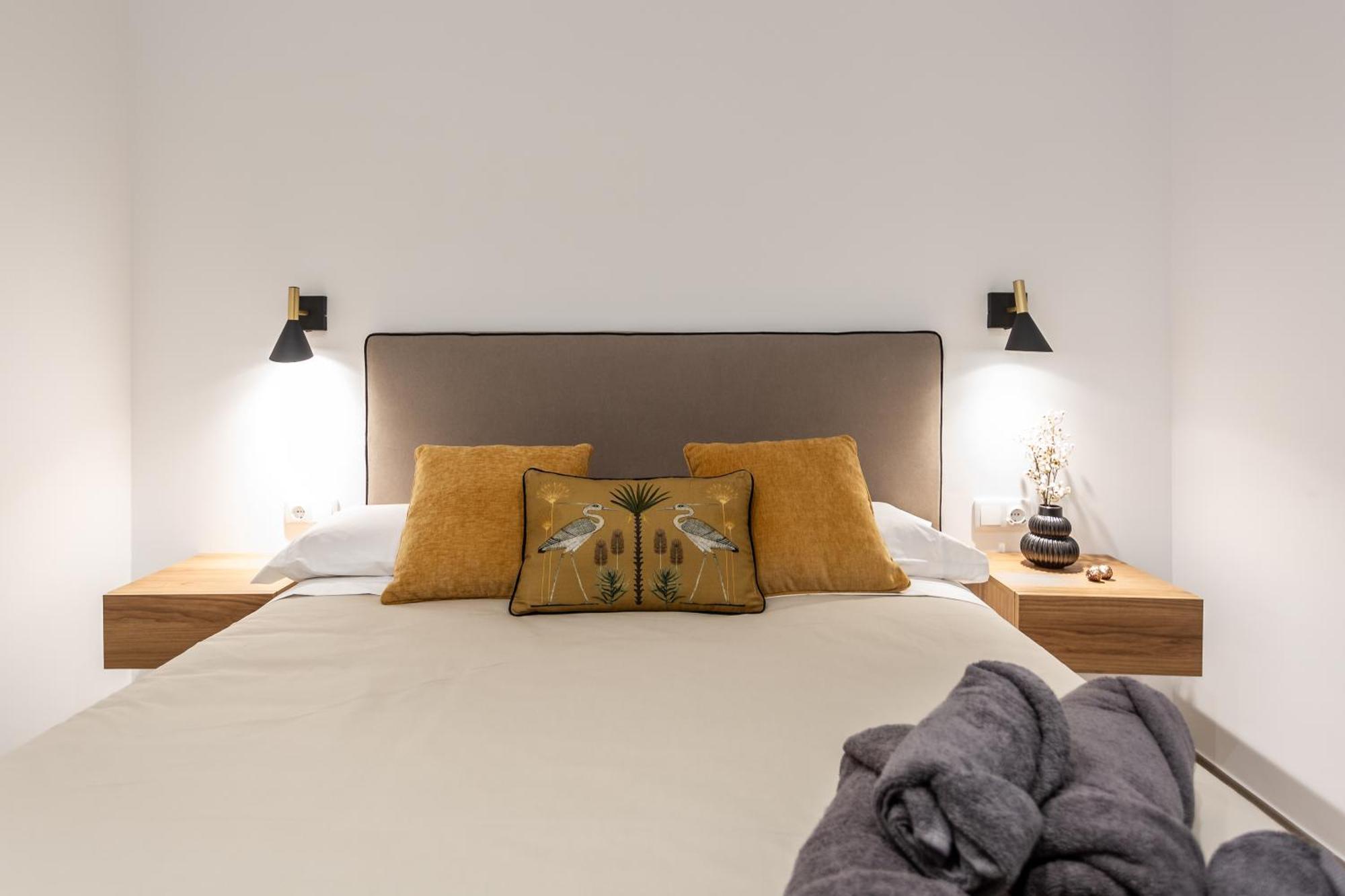 Suite Deluxe Valencia - Aiora Apartments Buitenkant foto