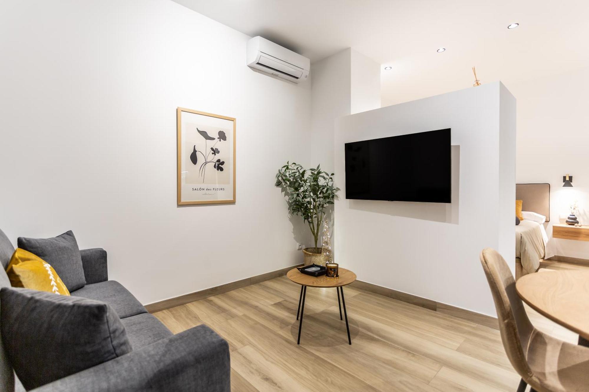 Suite Deluxe Valencia - Aiora Apartments Buitenkant foto