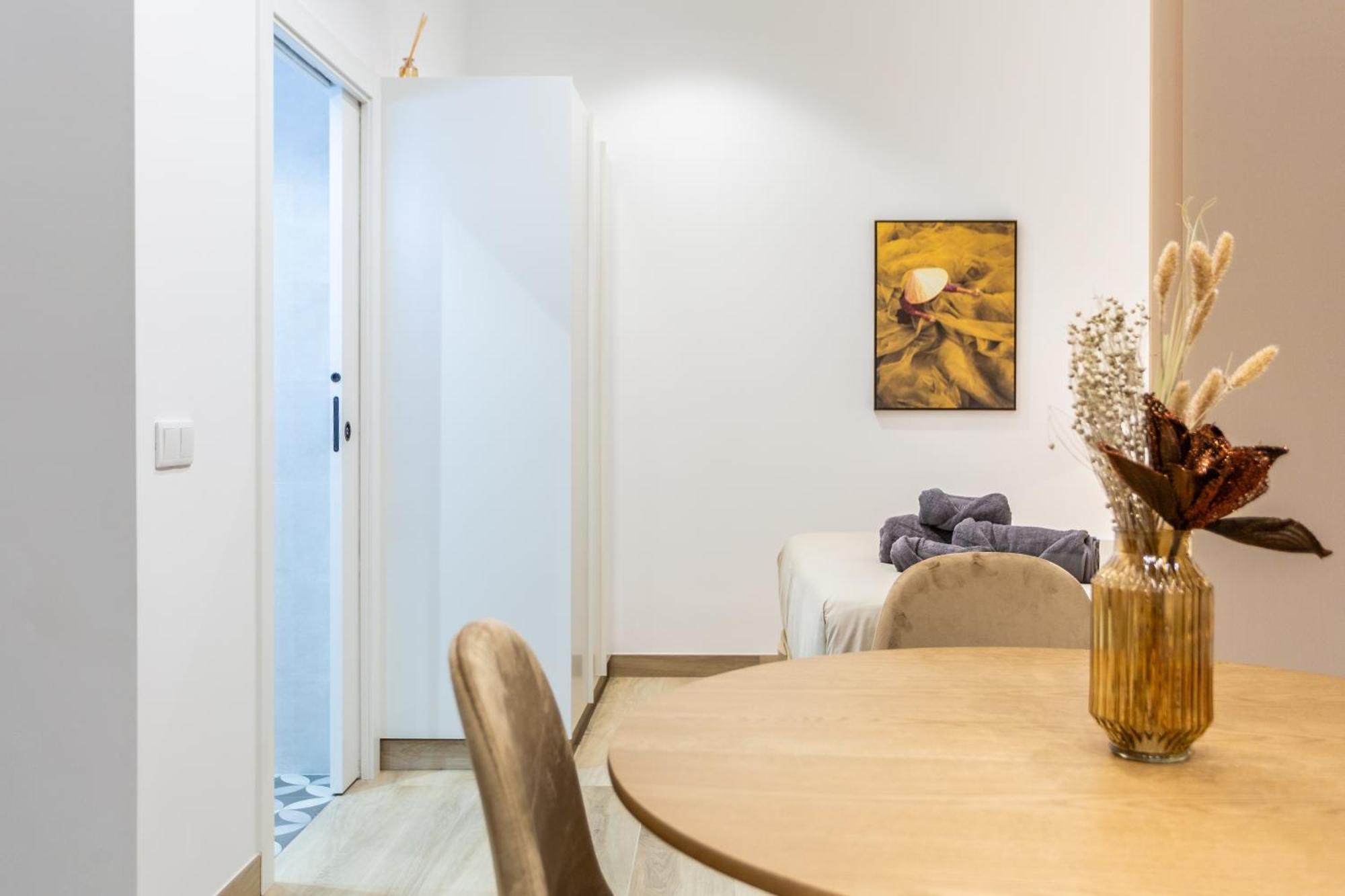 Suite Deluxe Valencia - Aiora Apartments Buitenkant foto