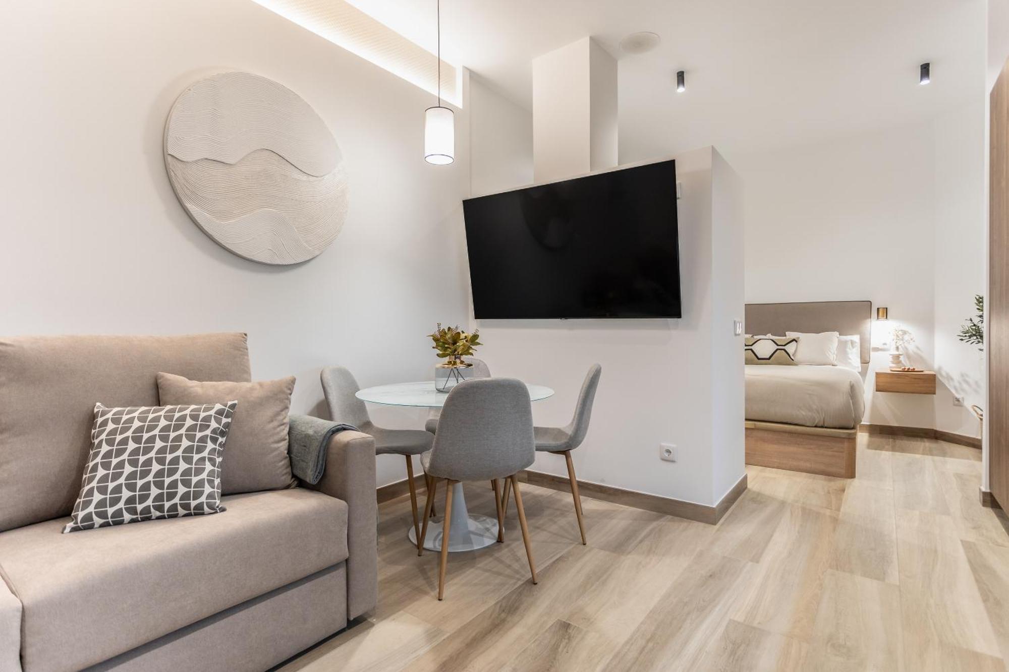 Suite Deluxe Valencia - Aiora Apartments Buitenkant foto