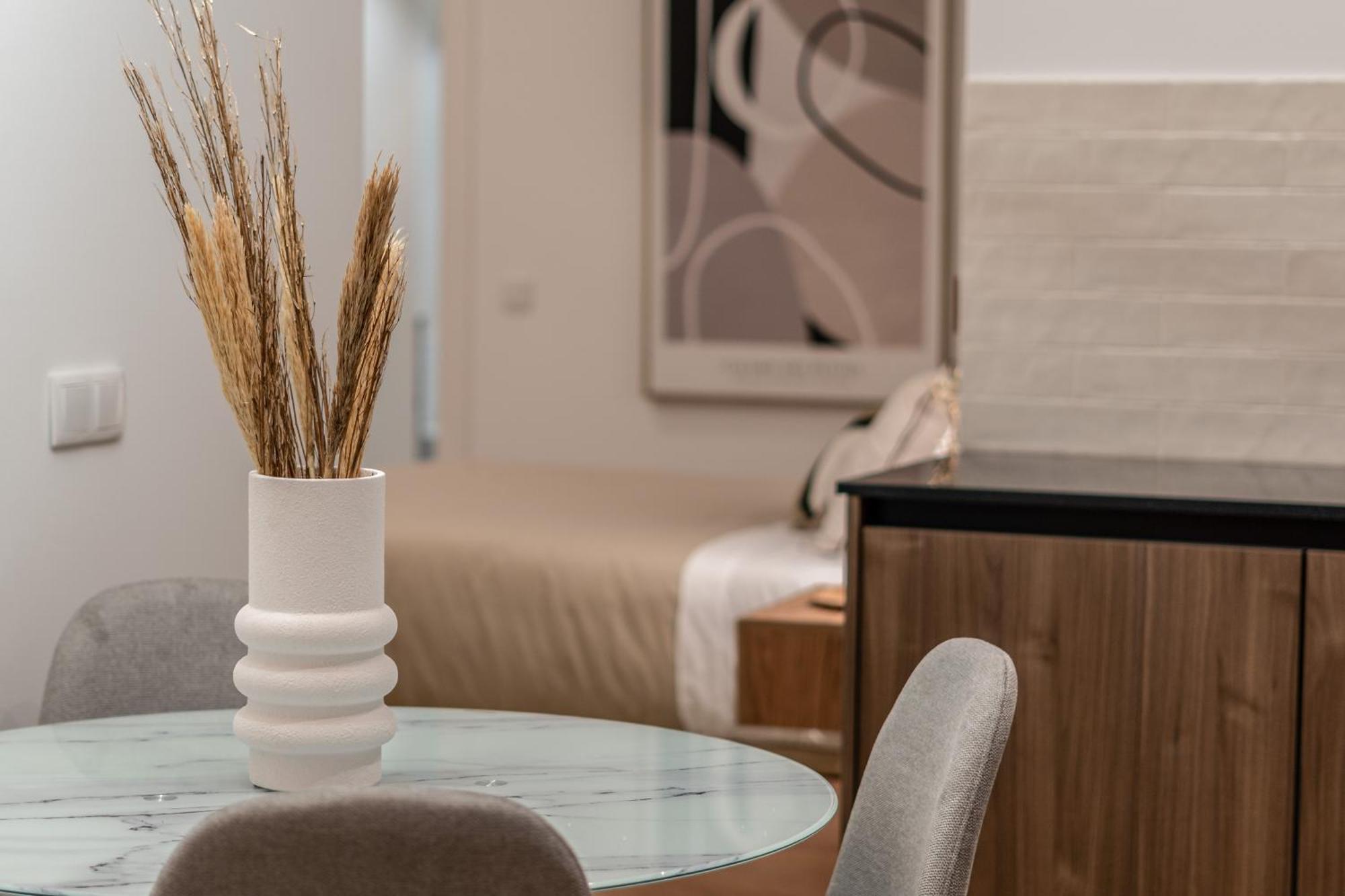 Suite Deluxe Valencia - Aiora Apartments Buitenkant foto